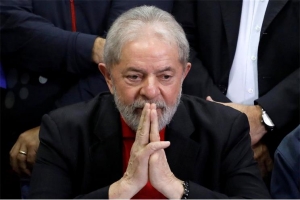 Lula da Silva: &quot;O Brasil é governado por um bando de malucos&quot;