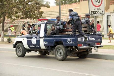 Polícia angolana mobiliza mais de 100 mil efetivos para a quadra festiva