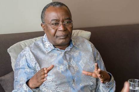 Marcolino Moco acusa Presidência angolana de consagrar &quot;anormalidades&quot; da Justiça