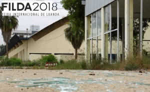 Crise deixou a maior feira de Angola votada ao abandono e ao vandalismo