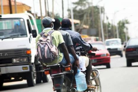 Governo de Luanda proíbe motas nas principais vias para melhorar circulação e diminuir acidentes