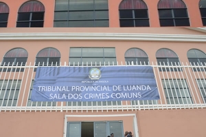 Tribunal de Luanda iniciou julgamento de caso de desvio de dinheiro dos impostos