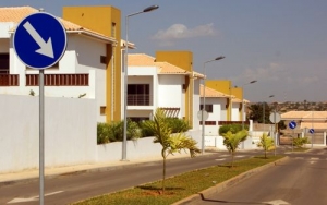Venda de 26 mil casas no país começa em Luanda final deste mês