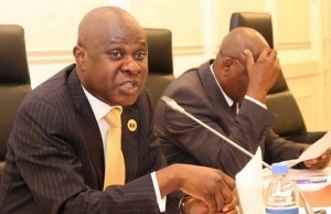 Angola apela a empresários britânicos para investirem na diversificação económica