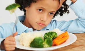 Como estimular as crianças a comer bem?