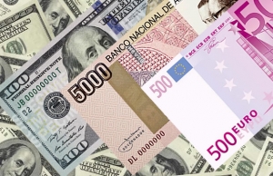 Kwanza voltou a desvalorizar-se 1,7 percentuais face ao Euro