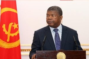 Ano 2018: Preços deverão aumentar em Angola com corte de 25% nos subsídios do Estado