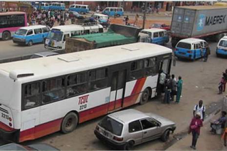 Governo exonera administrações de empresas de transportes