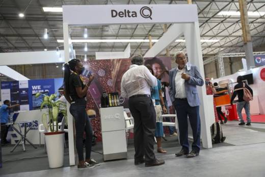 Empresas portuguesas resistem à crise e reinventam-se no mercado angolano