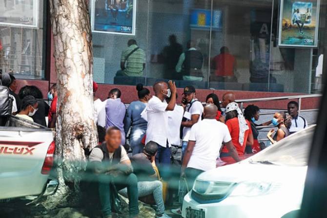 Consulado de Portugal em Luanda desaconselha deslocações desnecessárias