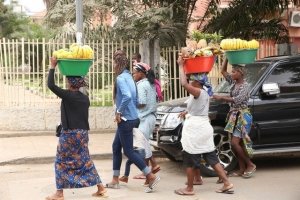 Governo provincial de Luanda suspende responsável de brigada após &quot;excesso de zelo&quot; sobre &quot;zungueiras&quot;