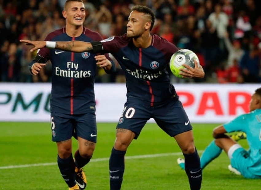 PSG goleia o Toulouse com dois de Neymar no Campeonato Francês
