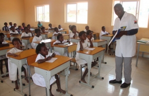 Instituições portuguesas formam em Luanda mais de 650 professores angolanos