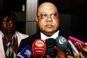 PGR de Angola investiga burla ao Estado de 4.700 milhões de dólares