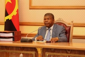 Angola quer cortar para metade subsídios às empresas públicas