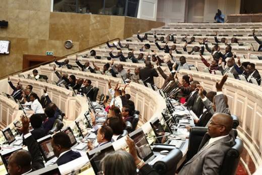 Parlamento angolano aprova 2ª deliberação da Lei Orgânica das Eleições sem votos contra