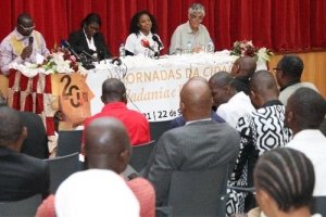 Sociedade civil considera que cidadania em Angola serve apenas para legitimar eleições