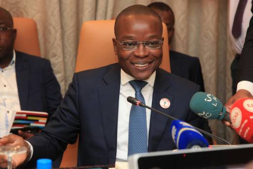 MPLA escolhe Adão de Almeida para presidente da Assembleia Nacional de Angola