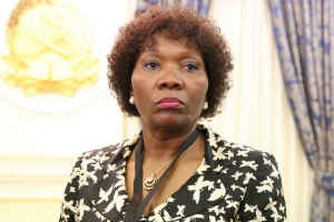 Chefe de Estado exonera embaixadora de Angola na África do Sul