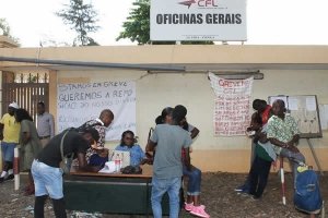 Administração do Caminho-de-Ferro de Luanda reconhece direito à greve mas recusa chantagens