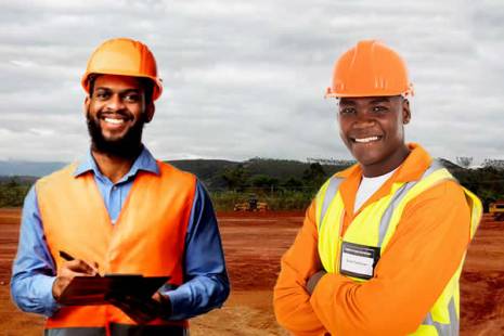 Angola quer apostar na formação de quadros para a “angolanização” da indústria