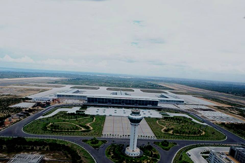 Angola e ICAO assinam acordo de assistência técnica ao novo aeroporto internacional de Luanda..