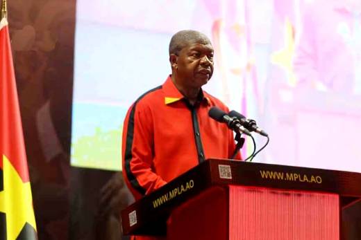 João Lourenço denuncia campanhas de desinformação contra o MPLA nas redes sociais