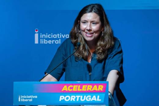 Iniciativa Liberal quer que governo português acompanhe situação de direitos humanos em Angola