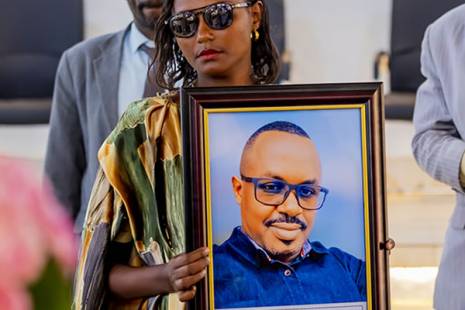 ONG de vários países pedem investigação &quot;imparcial e eficaz&quot; a morte de jornalista ruandês