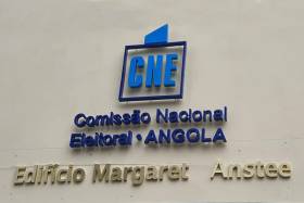 Composição da CNE angolana compromete eleição, diz instituto