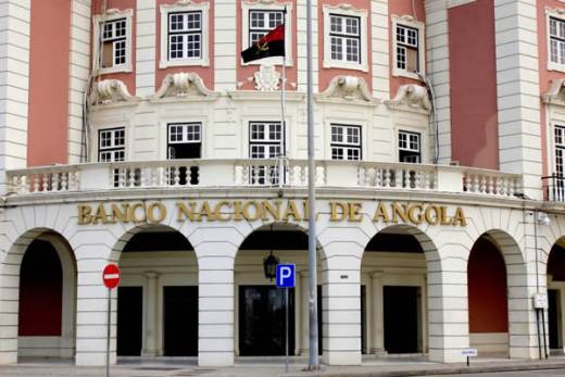 Banco Nacional de Angola alerta para aumento da exposição da banca ao Estado