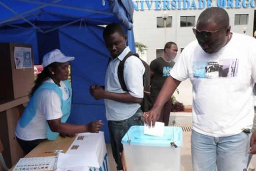 Eleições 2022: UNITA diz que “Votou, Sentou&quot; serve para defender voto e descarta violência
