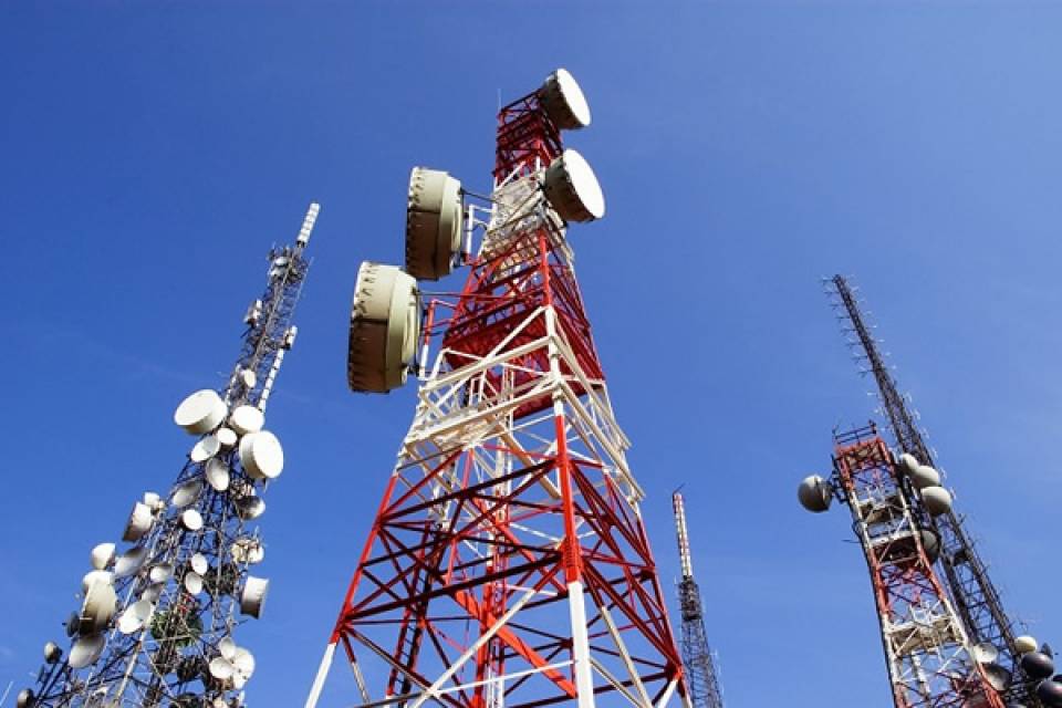 Governo vai expandir redes de transmissão e acesso da Angola Telecom
