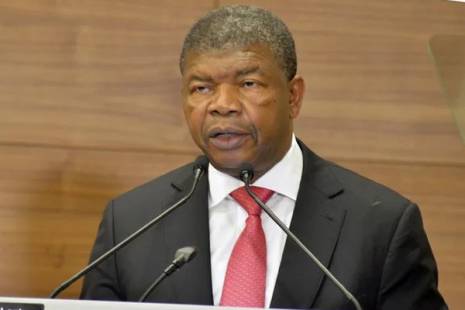 João Lourenço alerta jovens e partidos politicos para usos “maléficos” e antipatrióticos da Internet