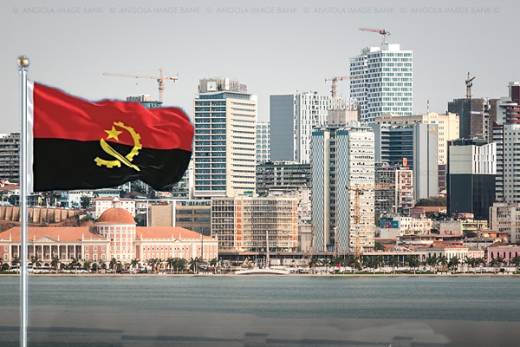 Angola deverá sair da recessão dos últimos cinco anos e crescer 1,3% este ano - Consultora