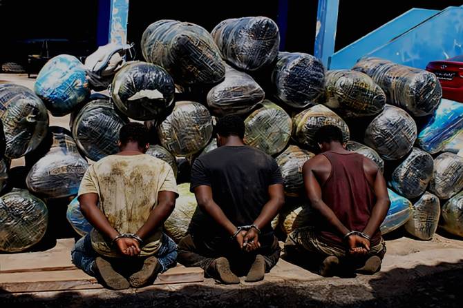 SIC detém cidadãos nacionais em posse de mais de 3 toneladas de liamba