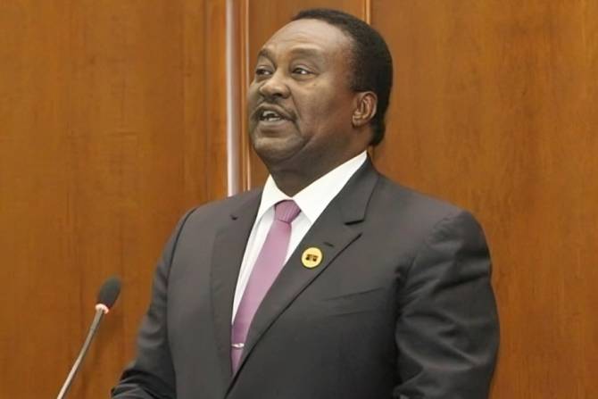 Morreu Piedade dos Santos "Nandó", ex-vice presidente de Angola