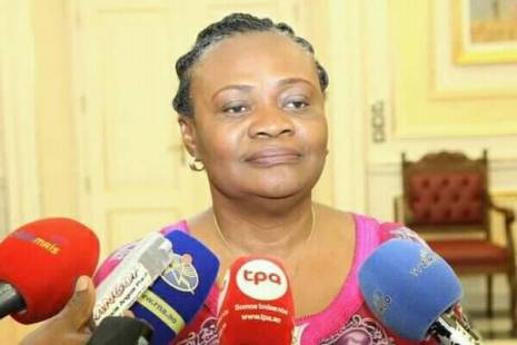 Gestão do lixo passa para os municípios em 2022 - governadora de Luanda