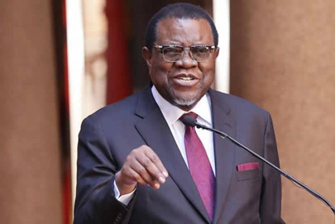 Angola e vários outros países africanos lamentam morte de Presidente da Namíbia