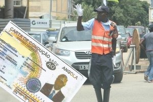 Utentes denunciam esquemas corruptos para obtenção de carta de condução em Angola