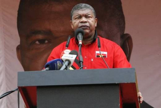 Líder do MPLA assume vitória e minimiza contestação da oposição