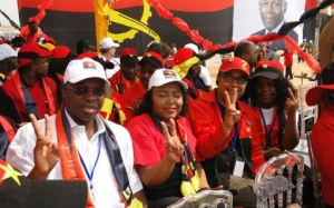 Governo de Angola e UNITA divergem ao fim de 17 anos de paz