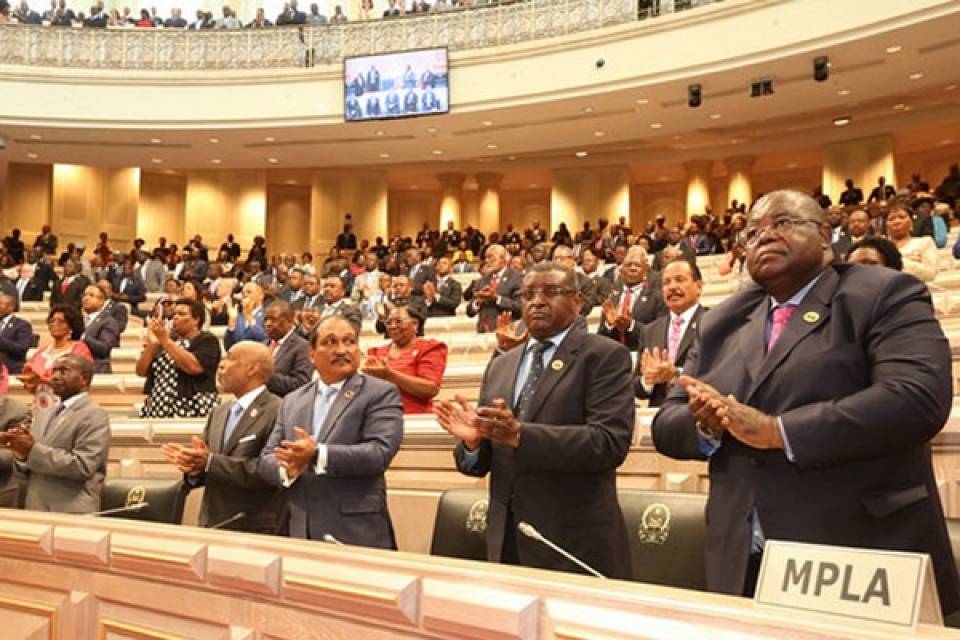 Parlamento angolano aprova na generalidade lei sobre Segurança Nacional