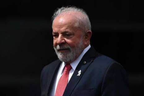 Visita a Angola mantém-se na agenda de Lula mas ainda sem data