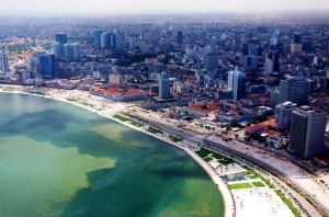 Dívida pública de Angola sobe para 72,8% e economia cresce 2,2% - Moody&#039;s