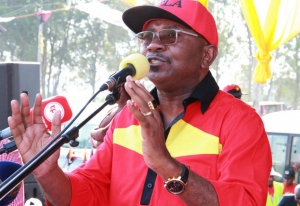 Nunca vou estar contra o camarada José Eduardo dos Santos - SG do MPLA