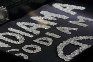 Angola vai ter mais duas empresas de lapidação de diamantes - Governo