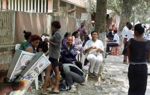Preço para comprar euros e dólares nas ruas de Luanda em queda