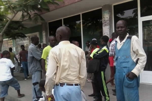 Funcionários públicos de Cabinda em greve