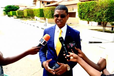 Bispo Alberto Segunda nega alas na IURD em Angola e admite “breve” reabertura dos templos